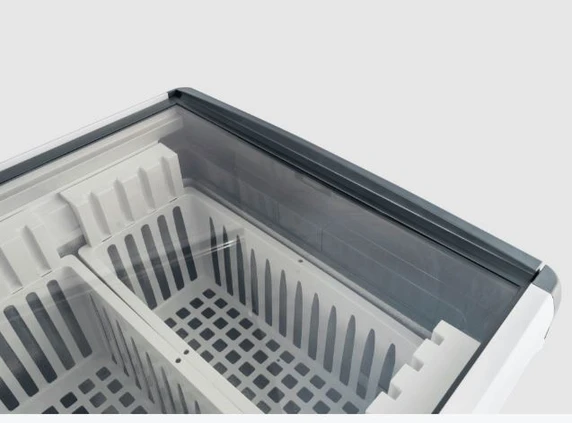 Thermaster WD586G 586L Commercial Chest Freezer with Flat Glass Sliding Lids (1824mm Wide)