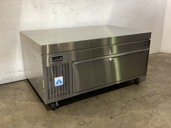 Adande VCSR2V1 Underbench Fridge
