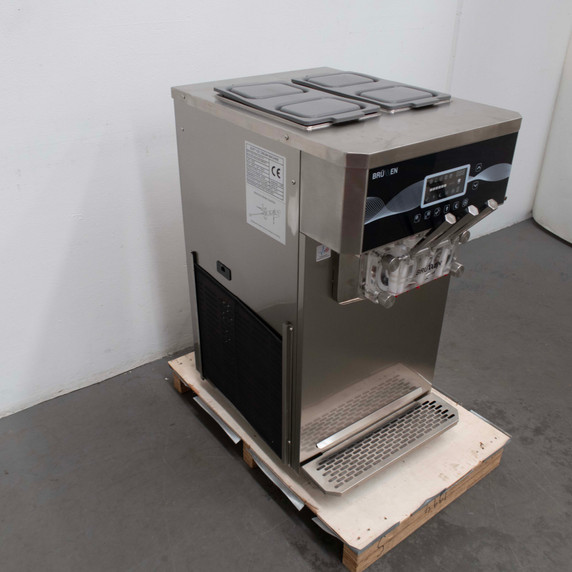 Brullen i26 Pro Gravity Feed Ice Cream Machine