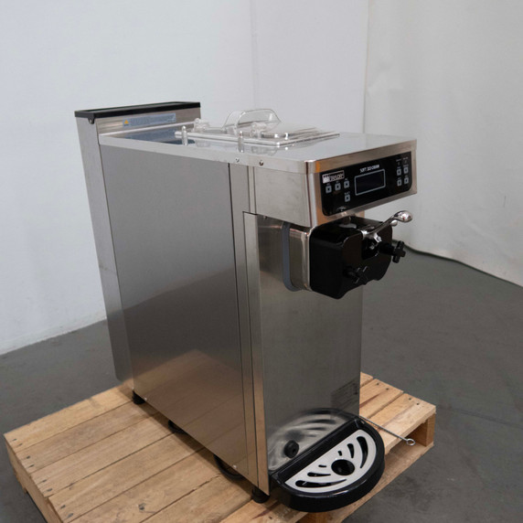 Icetro ISI-161TH Soft Serve Machine