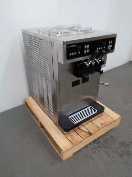 Icetro ISI-163TT Countertop Soft Serve Machine