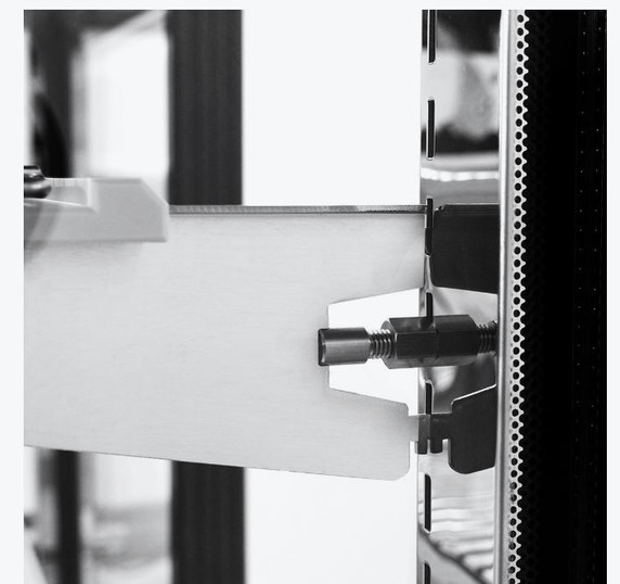 Bonvue Deluxe Chilled Display Cabinet - SLP850C