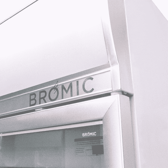 Bromic Upright Display Fridge 444L 1 Door Flat Glass Lightbox Bromic Upright Display Fridge 444L 1 Door Flat Glass Lightbox