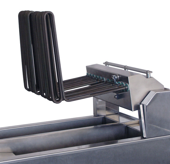 AF822 Austheat Freestanding Twin Pan 3 Phase Electric Deep Fryer 2 x 14 Ltr AF822 Austheat Freestanding Twin Pan 3 Phase Electric Deep Fryer 2 x 14 Ltr