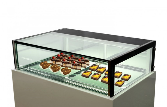 DS1500V White Marble Chocolate Display with Storage