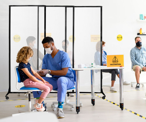 Commonly used for vaccination areas, the MediWall Sliding partition is great for setting up impromptu areas.