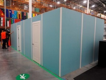 Amazon Deploys Versare Room Kit to Streamline Storage and Temporary Offices
