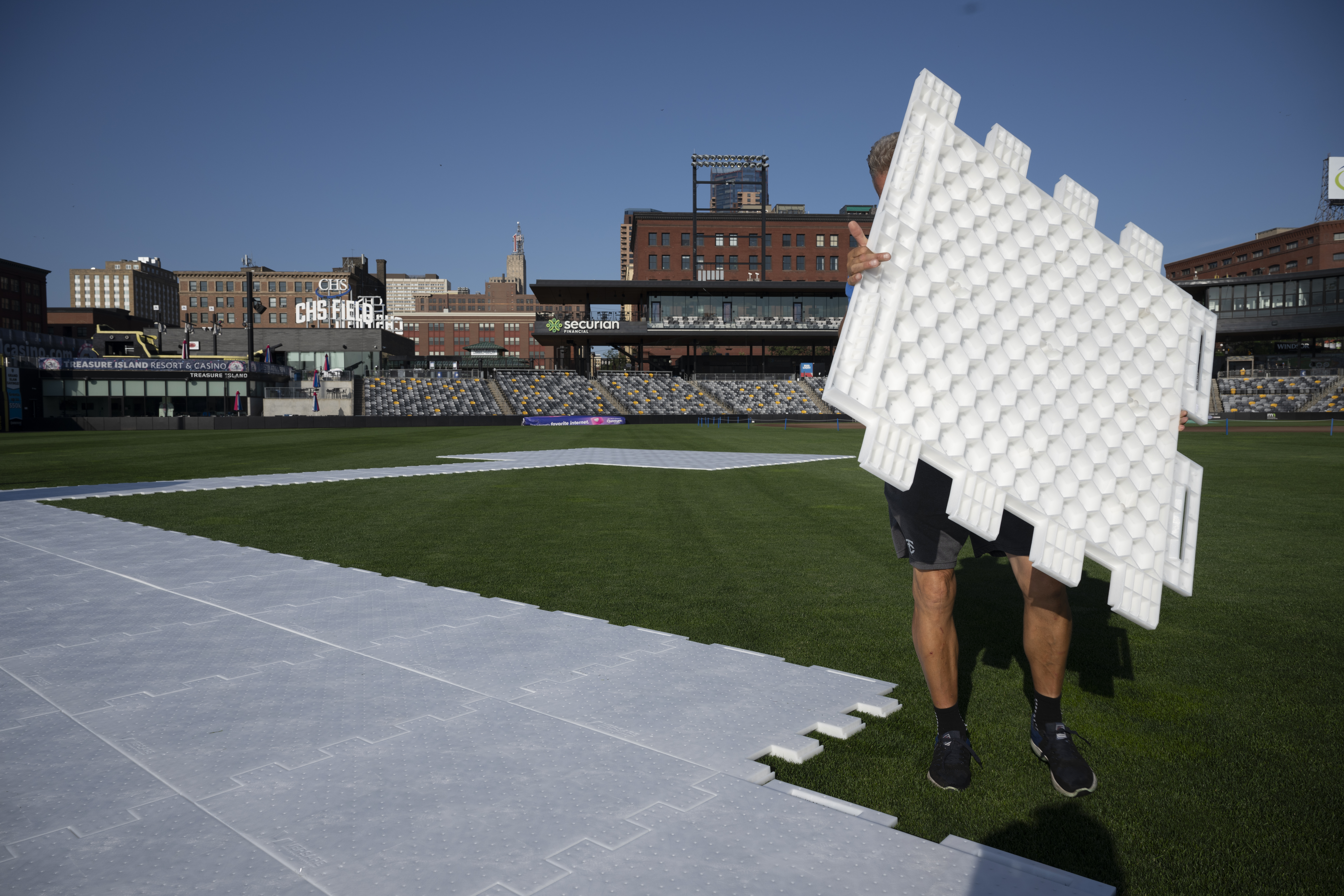 EverBase 4 is ideal for full field protection ideal for large-scale event that would cater concerts grounds and more.