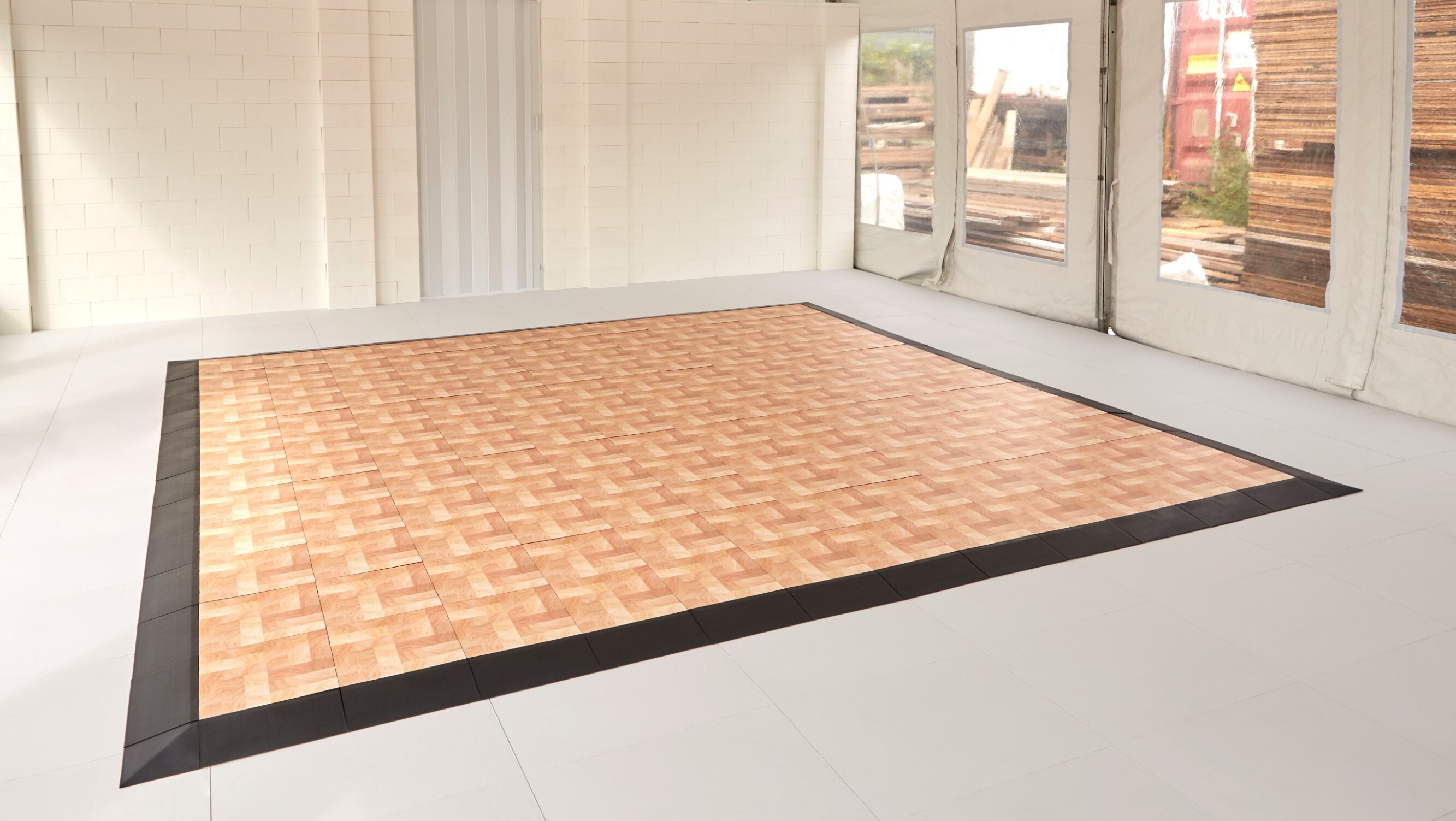 EverBase is ideal for full field protection against pedestrian traffic, lightweight vehicles, equipment (such as speakers and mixing stations), and rolling concert cases.