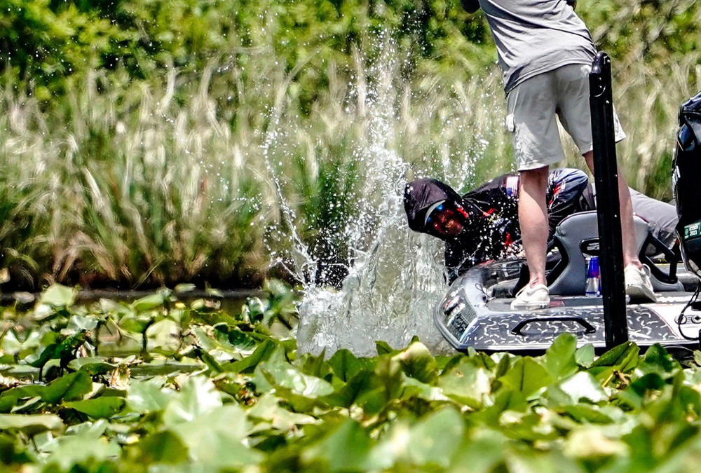 THE ESSENTIAL ARSENAL: A GUIDE TO BASS FISHING LURES