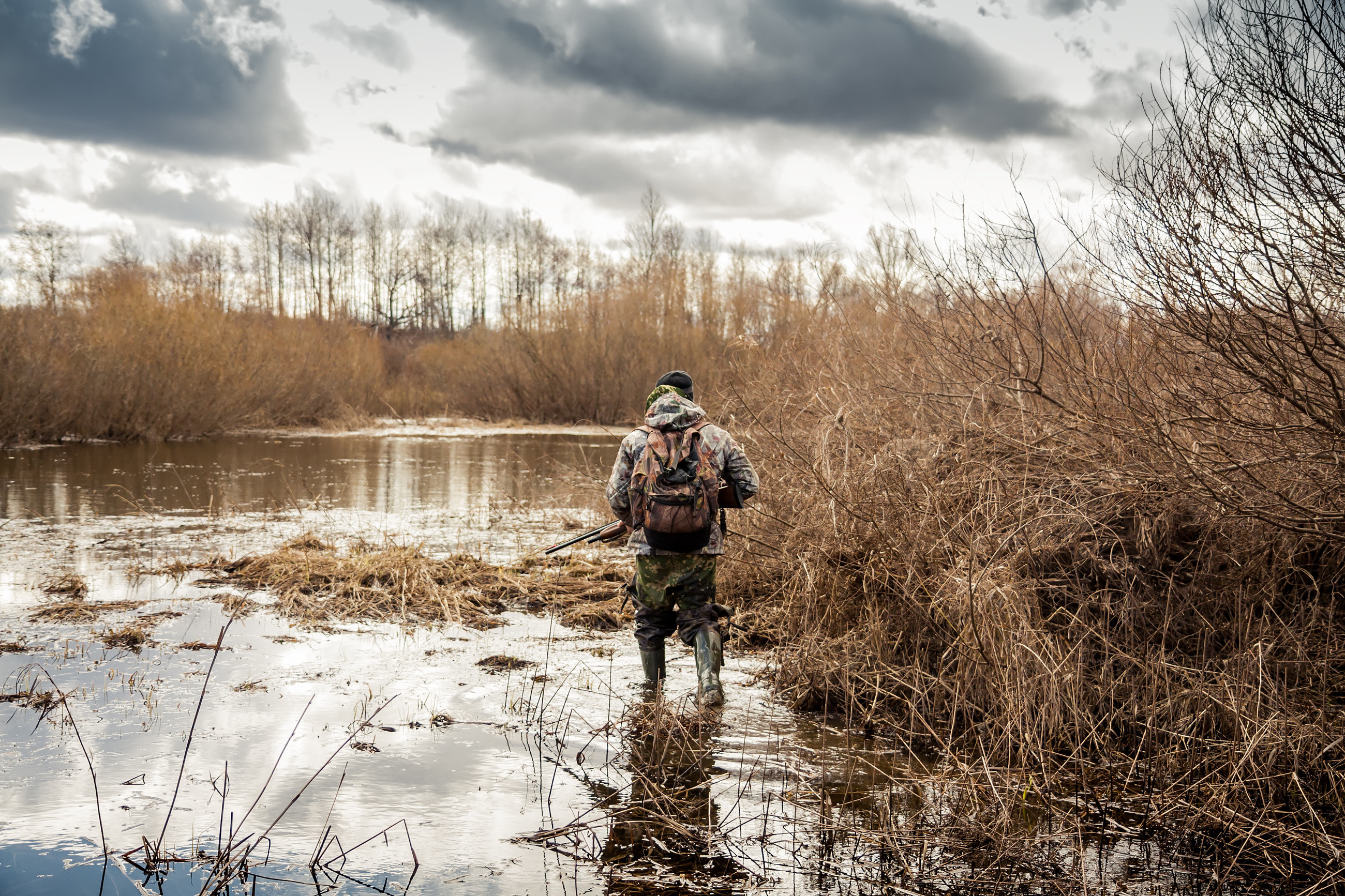 OUTDOOR NEWS & PUBLICATIONS