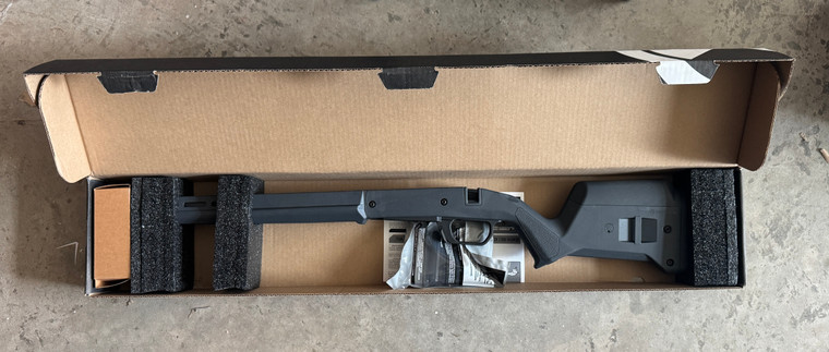 Magpul MAG1069-GRY-LT Hunter 110  Stock Fixed with Aluminum Bedding & Adj Comb Stealth Gray Synthetic Savage 110 Short Action Left Hand