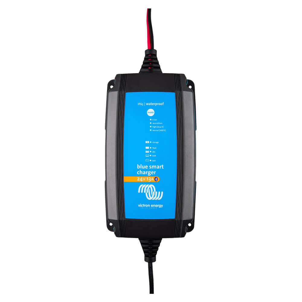 BPC241331064 Blue Smart IP65 Charger 24/13(1) 230V CEE 7/17 Victron Energy