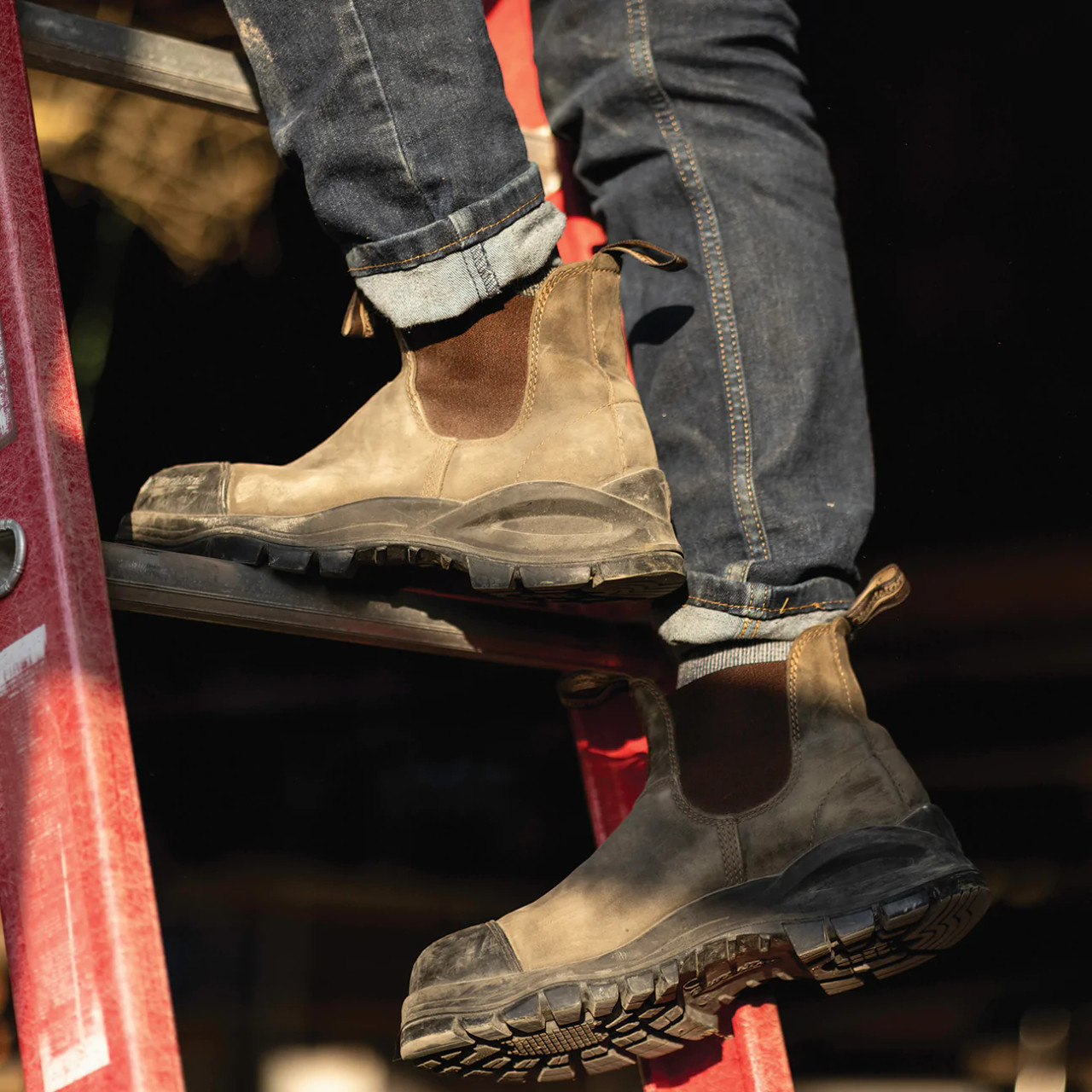 Blundstone 962 Work Safety XFR Boot Rustic Brown sizing 8 to