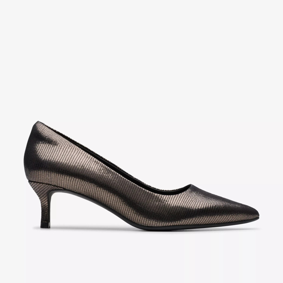 ZAREY COURT PUMP METALLIC LTHR 26183155