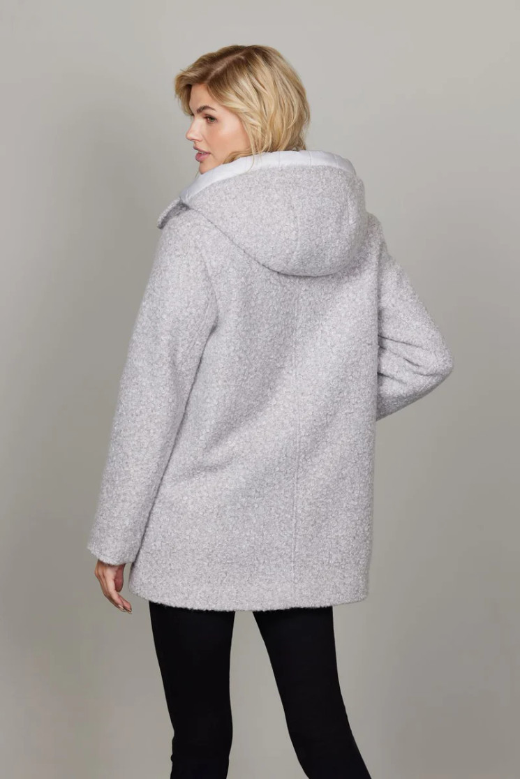 HOODED FINGERTIP LENGTH BERBER COAT 2005