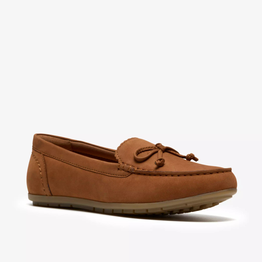 ELLIOTTE SAIL MOC NUBUCK TAN 26186936