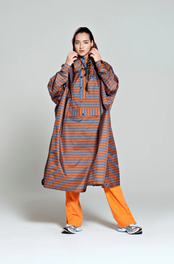 RAIN PONCHO BRETON BROWN BLUE ONESIZE