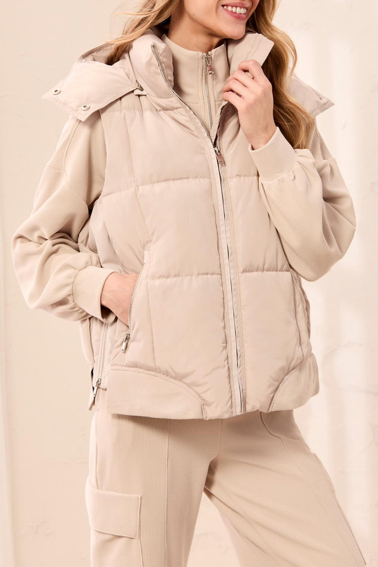 QUILTED PUFFER VEST REMOVABLE HOOD 2247O-8272