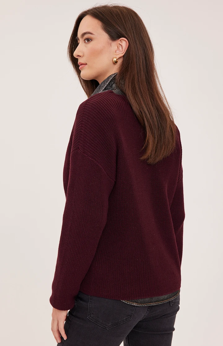 TUCKER V-NECK SWEATER GF2608-3672