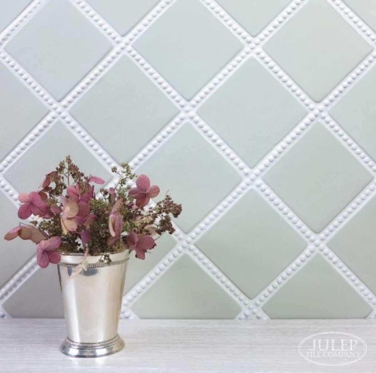 Pearl Liner in Glossy White  SAMPLE - Julep Tile Company