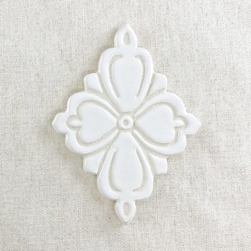 Brocade in Glossy True White