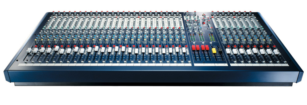 Soundcraft LX7ii 32-Channel Multi-Purpose Analog Console
