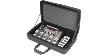 SKB Cases 1SKB-SC2111 - 21" x 11" x 3" Controller Soft Case SKB Cases 1SKB-SC2111 - 21" x 11" x 3" Controller Soft Case