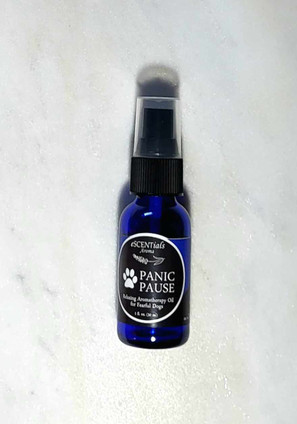 Panic Pause is an aromatic blend of premium plant oils to help ease a frightened dog.