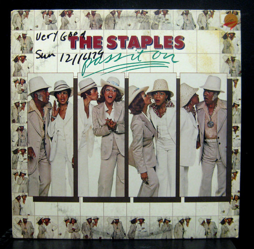 The Staples (Singers)-"Pass It On" 1976 Original LP DISCO FUNK R&B SOUL LP