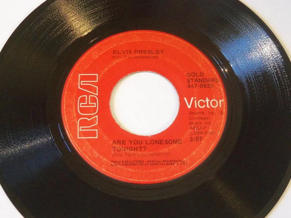 Elvis Presley-"Are You Lonesome Tonight?/I Gotta Know" 1970 GOLD STANDARD 45rpm