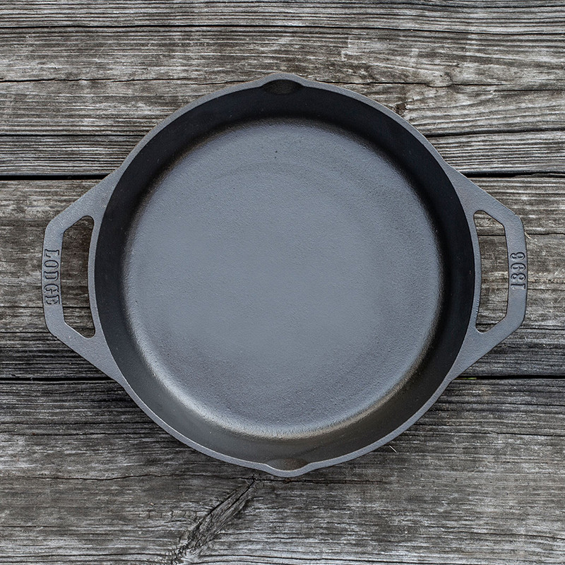 Lodge Cast Iron Dual Handle Camper Pan - Thumbnail 5