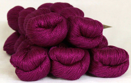 Fyberspates Scrumptious 4ply Yarn - Magenta (315)