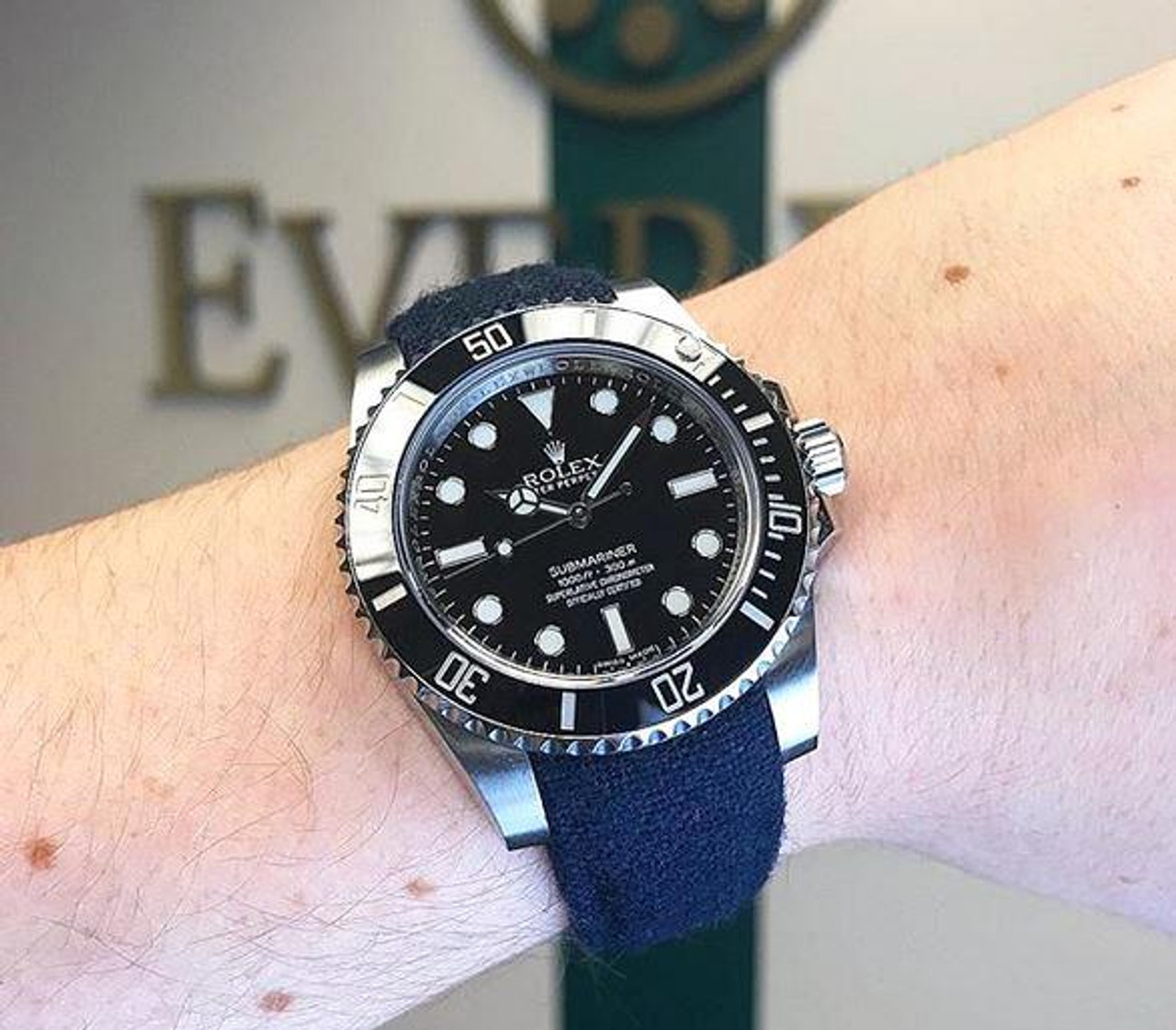 Everest Curved End Nylon Strap in Blue 