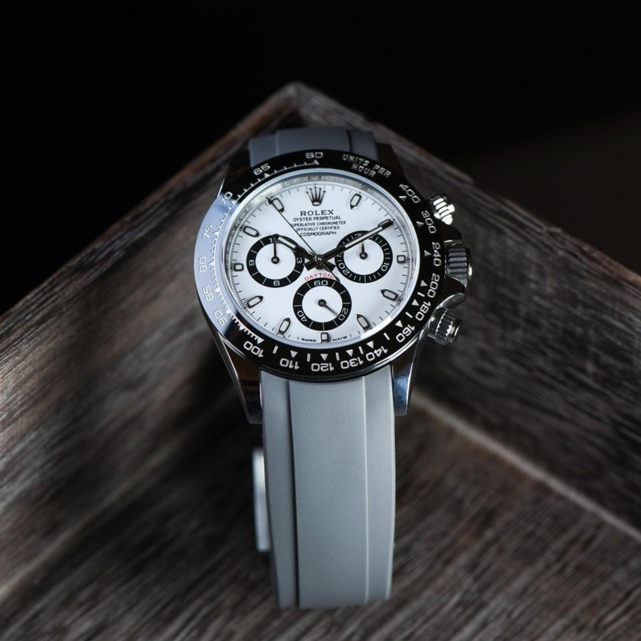 Everest Curved Rubber Strap Grey/Gray EH5 with Tang Buckle for Rolex Sports Models