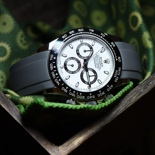 Rolex daytona store ceramic rubber strap