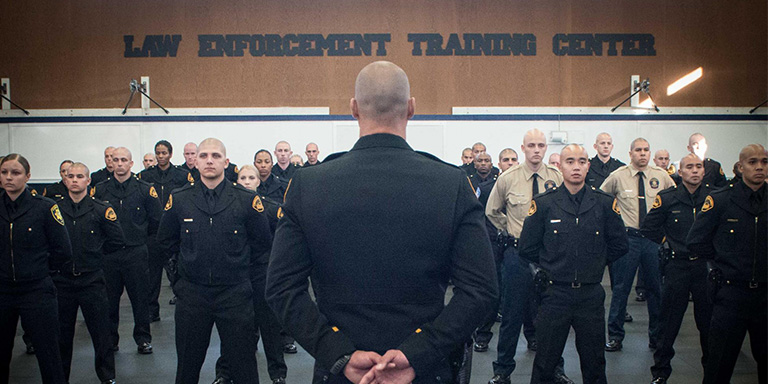 How To Become A Police Officer