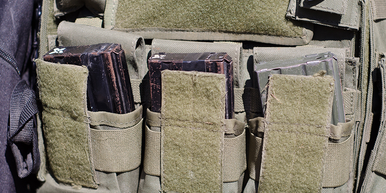 How To Choose Magazine Pouches