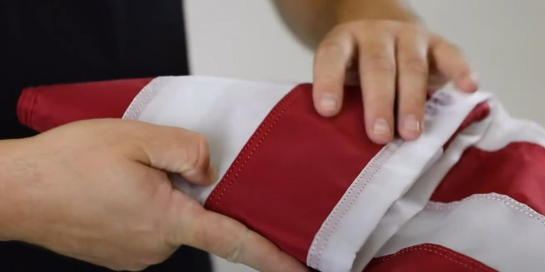 How To Fold An American Flag Step 03