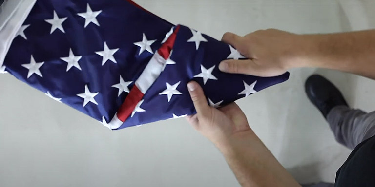 How To Fold An American Flag Step 04