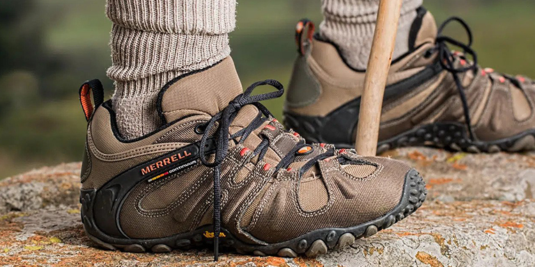 Choosing The Right Socks And Shoes