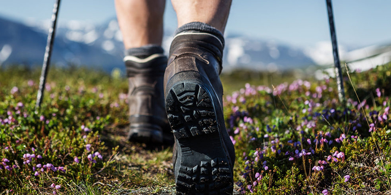 Right And Wrong Ways To Walk