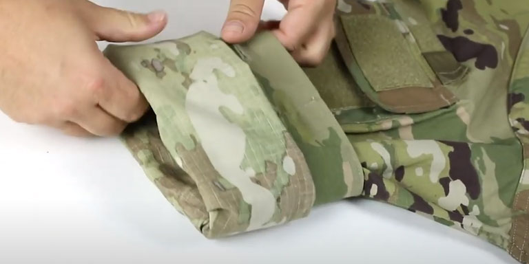 How To Roll Your Uniform Sleeves Camouflage Out Step 03