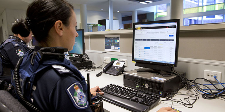 Officers Guide To Computer And Internet Crimes
