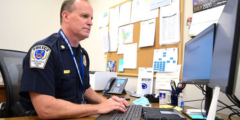 How To Find Police Grants
