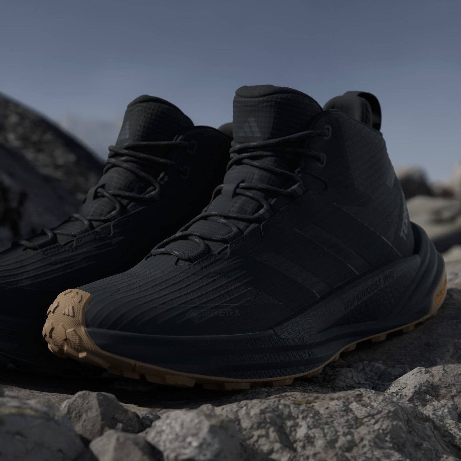 Adidas Men's Terrex Free Hiker 3 Mid GORE-TEX Hiking Shoes
