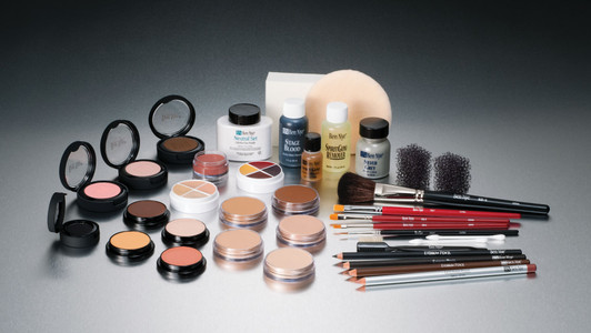  Ben Nye Makeup Kit