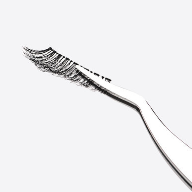 ESUM Lash Applicator (close up with false lash). Sold by Norcostco.