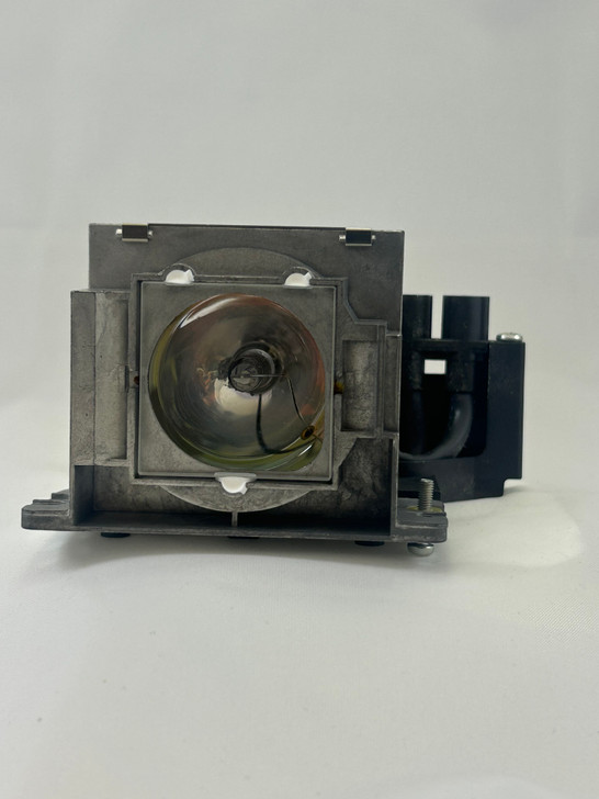 *USED* VLT - XD400 LP -PROJECTOR LAMP -250W / 2,100 LUMENS