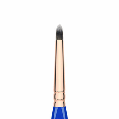 Bdellium Golden Triangle Smoky Eyeliner Brush 716 (close up). Sold by Norcostco.